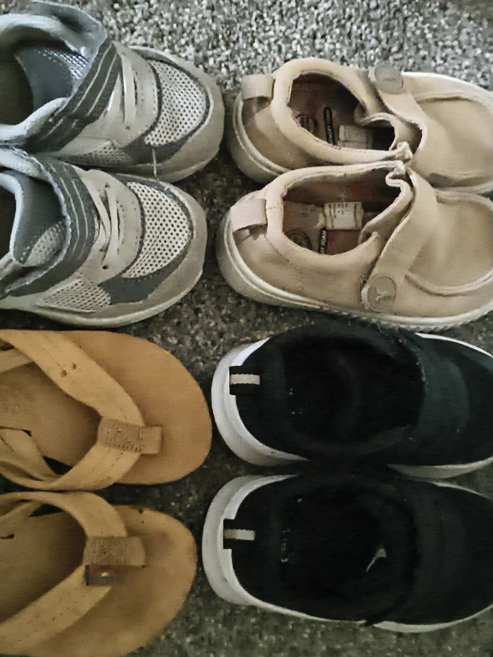 4 Pairs Of Size 7 Toddler Boy Shoes